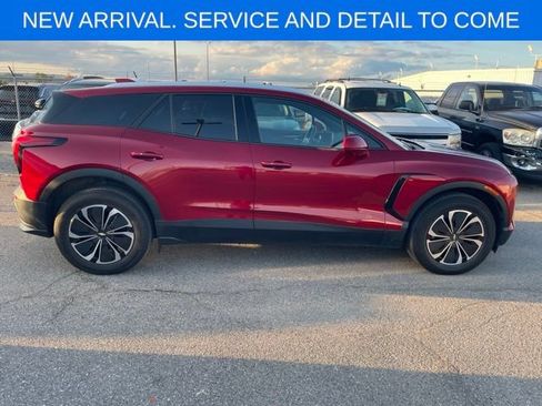 Used 2024 Chevrolet Blazer EV LT AWD/4WD image 7