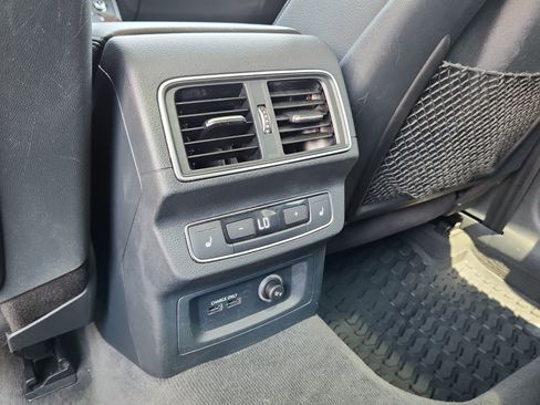 Used 2019 Audi Q5 2.0T Premium Plus w/ Premium Plus Package AWD/4WD image 30
