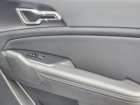 New 2026 Kia Sportage SX image 15