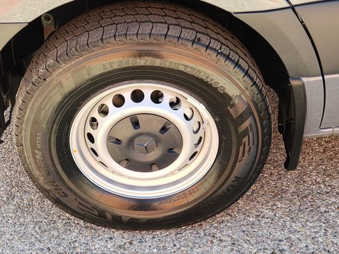 New 2025 Mercedes-Benz Sprinter 2500 image 11