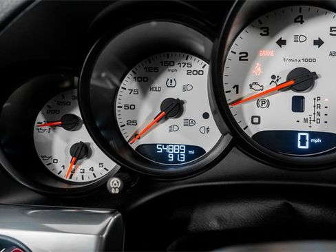 Used 2017 Porsche 911 Carrera image 37