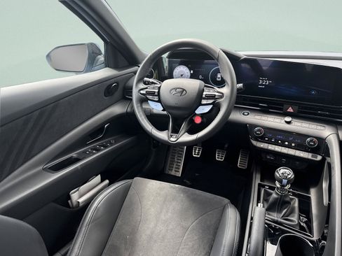 Used 2025 Hyundai Elantra N FWD image 28