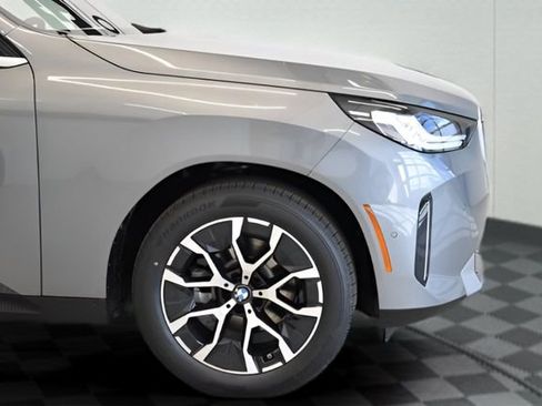 New 2026 BMW X3 xDrive30 w/ Premium Package AWD/4WD image 13