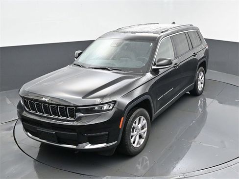 Used 2022 Jeep Grand Cherokee L Limited image 24