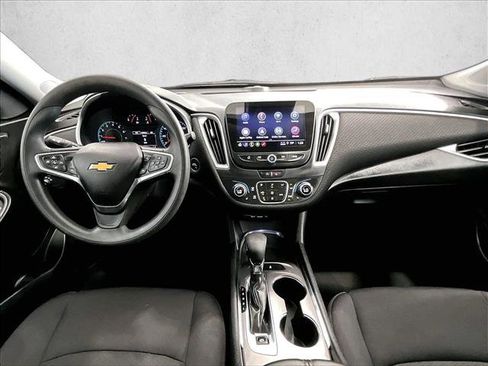Used 2023 Chevrolet Malibu LT FWD image 16
