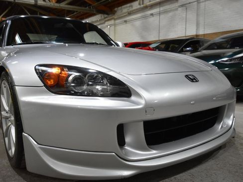 Used 2006 Honda S2000 image 4