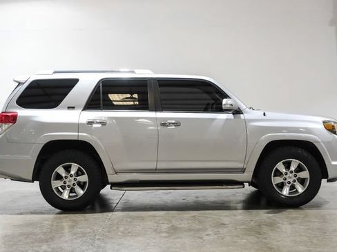 Used 2013 Toyota 4Runner SR5 RWD image 11