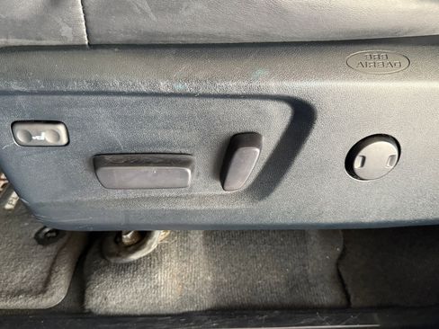 Used 2015 Toyota Tundra Platinum image 12