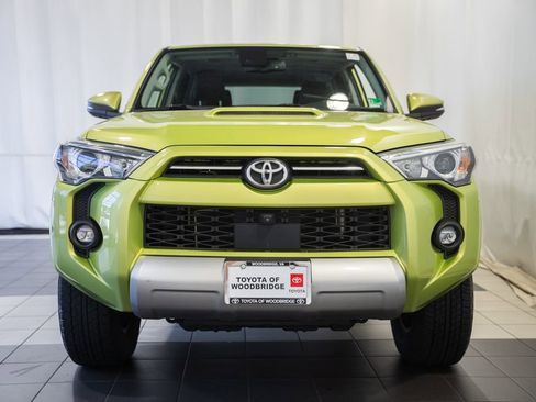 Used 2023 Toyota 4Runner TRD Off-Road Premium w/ Off Road Premium Plus Package AWD/4WD image 2