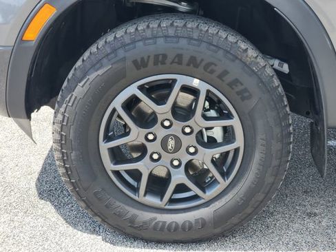 Used 2025 Ford Ranger XLT w/ Trailer Tow Package RWD image 7