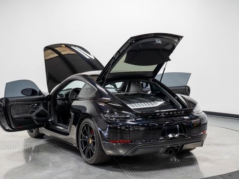 Used 2019 Porsche 718 Cayman GTS image 23