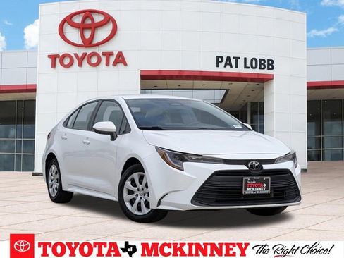 Used 2024 Toyota Corolla LE FWD image 1