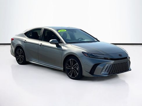 Used 2026 Toyota Camry XSE FWD image 3