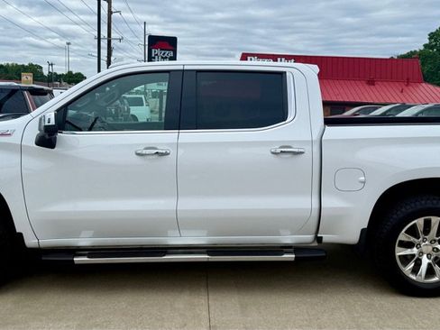 Used 2021 Chevrolet Silverado 1500 LTZ w/ Safety Package II AWD/4WD image 4