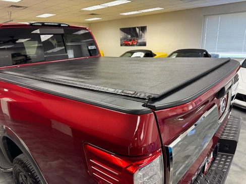 Used 2019 Nissan Titan Platinum Reserve image 16