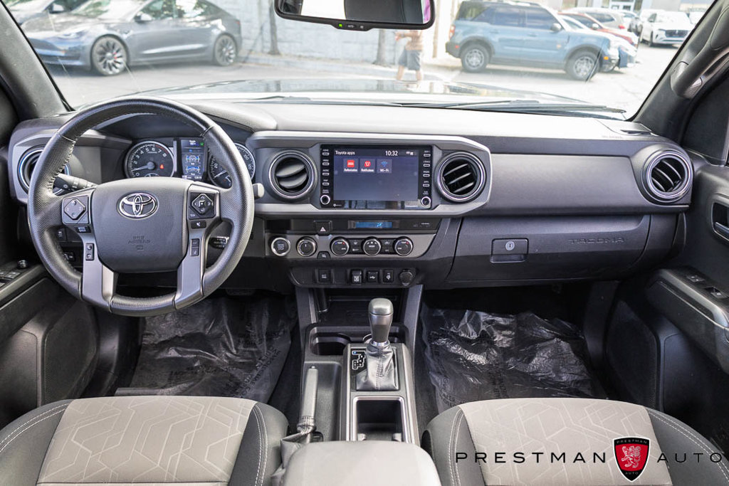 Used 2023 Toyota Tacoma TRD Off-Road AWD/4WD image 38