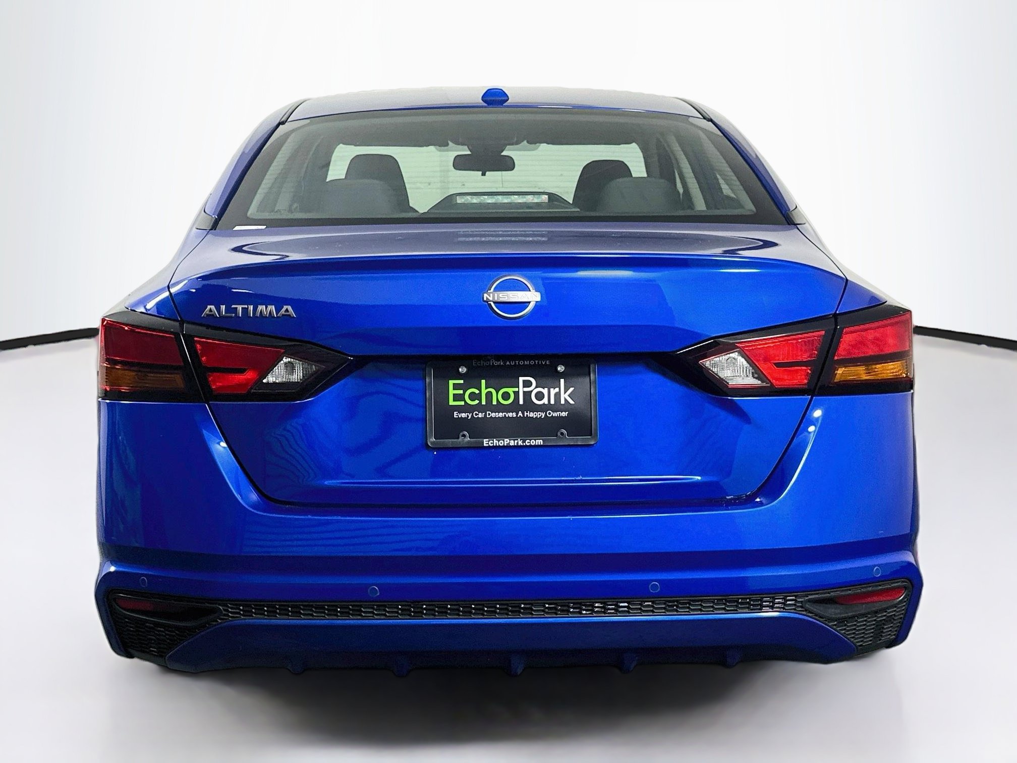 Used 2025 Nissan Altima 2.5 SV FWD image 7