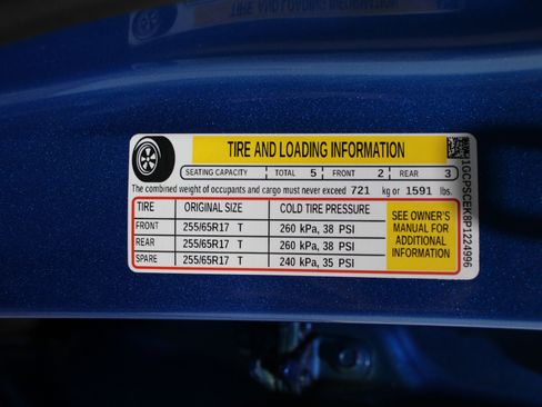 Used 2023 Chevrolet Colorado LT w/ LT Convenience Package II RWD image 36
