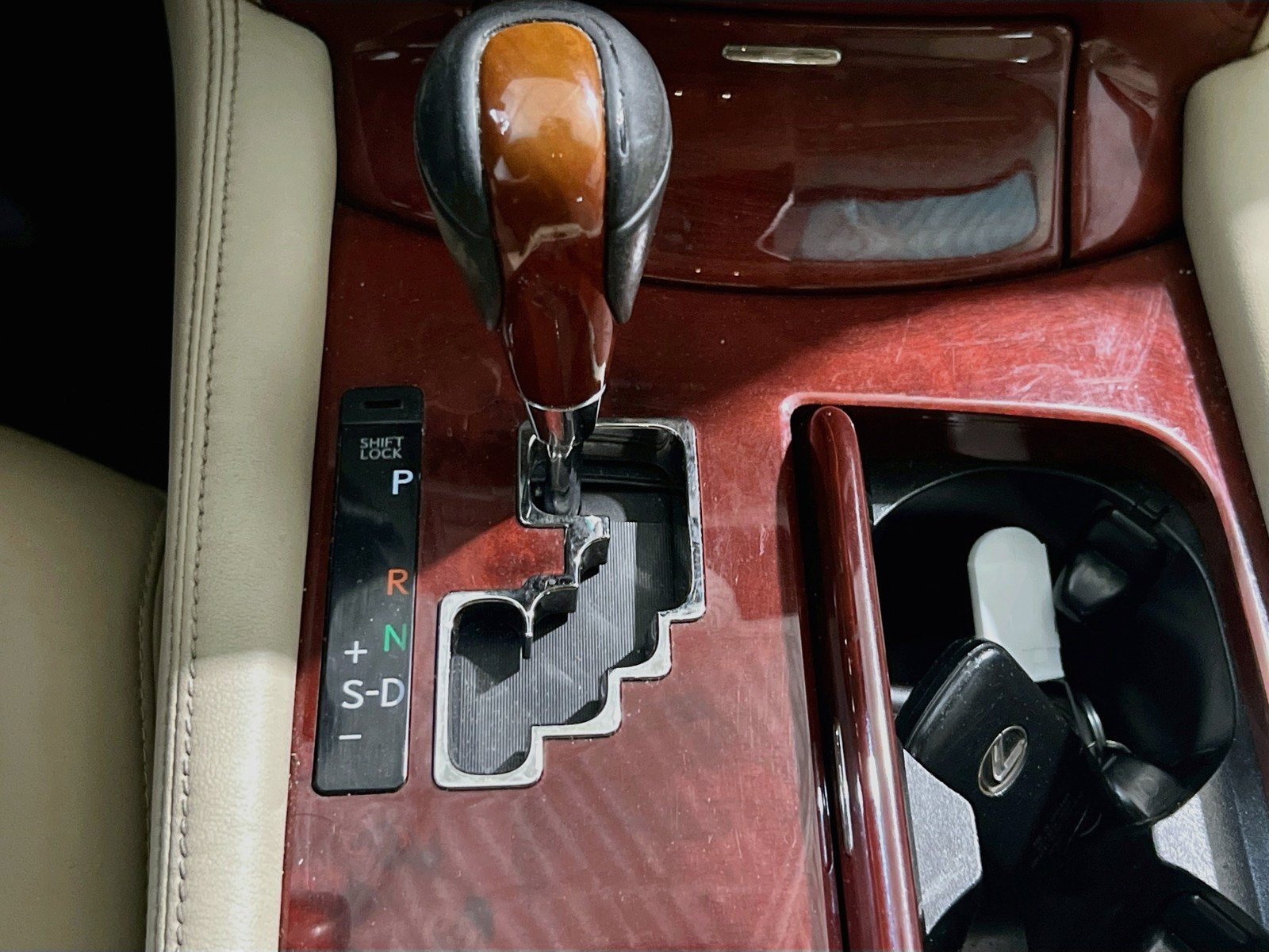 Used 2010 Lexus LS 460 AWD w/ Comfort Pkg image 13