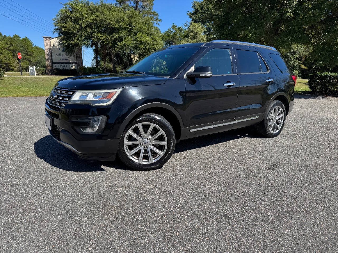 Used 2016 Ford Explorer Limited AWD/4WD image 27