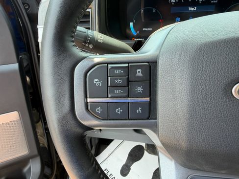 Used 2023 Ford F450 Lariat w/ Lariat Ultimate Package AWD/4WD image 16