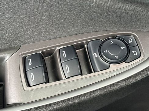 Used 2025 Chevrolet Malibu RS FWD image 18