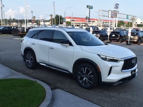 Used 2023 INFINITI QX60 Sensory w/ Vision Package AWD/4WD image 18