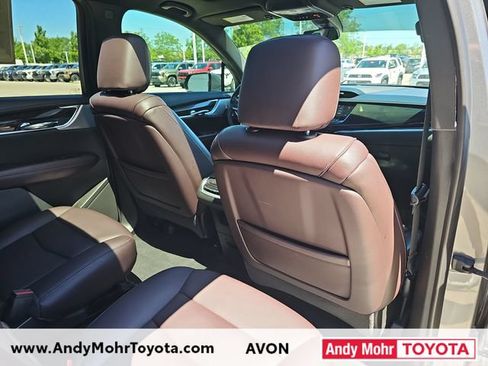 Used 2022 Cadillac XT6 Premium Luxury AWD/4WD image 37