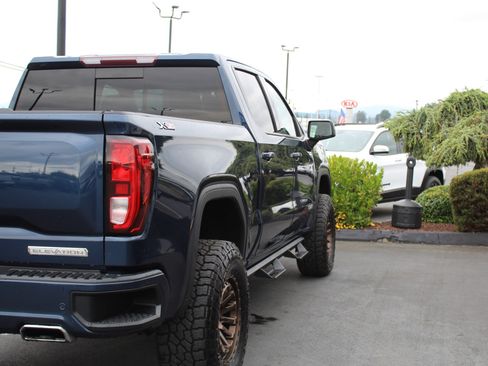 Used 2020 GMC Sierra 1500 Elevation AWD/4WD image 7