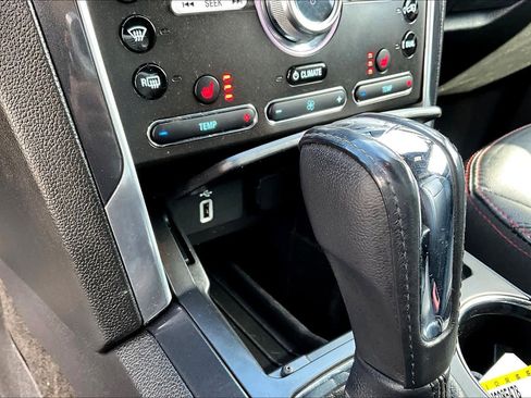 Used 2018 Ford Explorer Sport image 35
