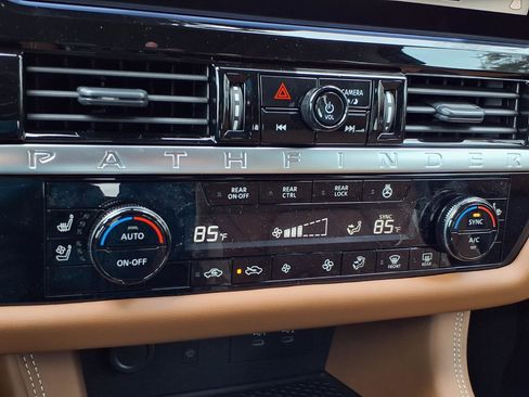 New 2026 Nissan Pathfinder Platinum image 20