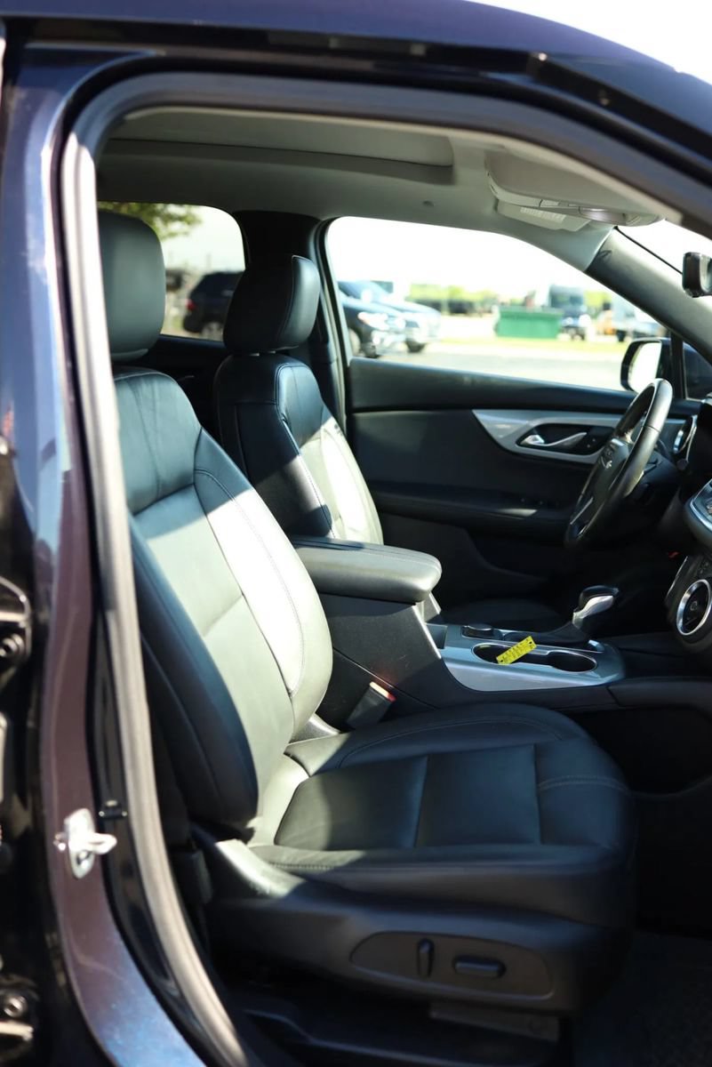 Used 2020 Chevrolet Blazer LT w/ Sound & Technology Package AWD/4WD image 46