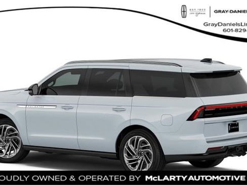 New 2026 Lincoln Navigator Reserve image 1