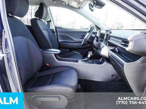 Used 2025 Hyundai Kona SEL image 22