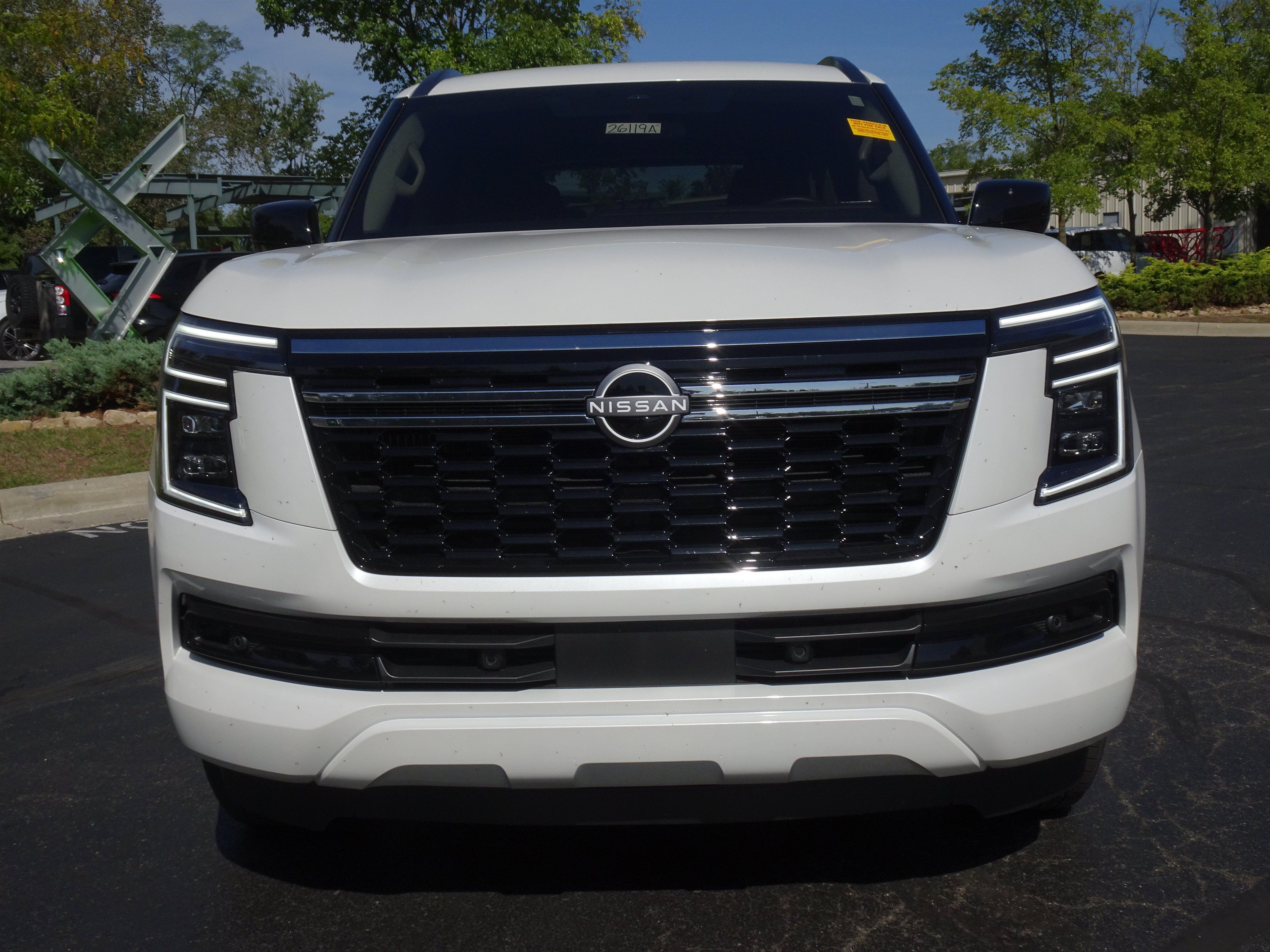 Used 2025 Nissan Armada SV AWD/4WD image 9
