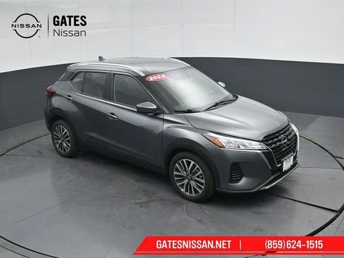 Used 2024 Nissan Kicks SV image 44