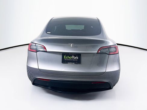 Used 2025 Tesla Model Y Long Range image 7