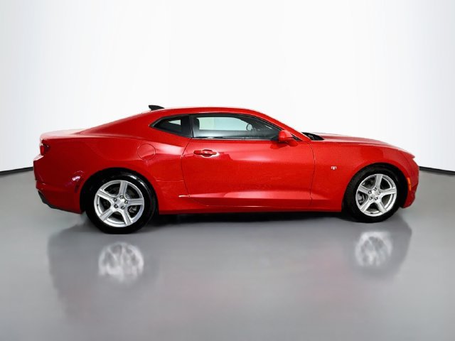Used 2023 Chevrolet Camaro LT RWD image 11