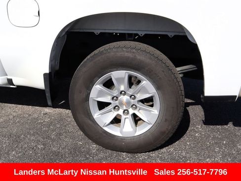 Used 2025 Chevrolet Silverado 1500 LT image 12