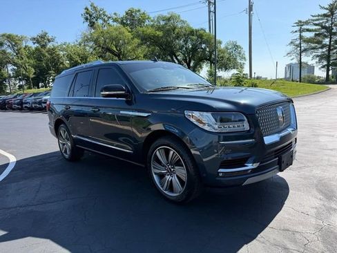 Used 2021 Lincoln Navigator Reserve w/ Luxury Package AWD/4WD image 8