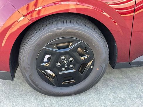 New 2026 Kia Carnival FWD image 5