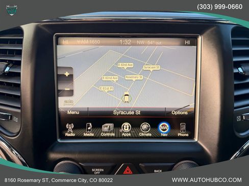 Used 2017 Jeep Grand Cherokee Trailhawk AWD/4WD image 19