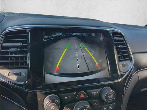 Used 2021 Jeep Grand Cherokee High Altitude image 8