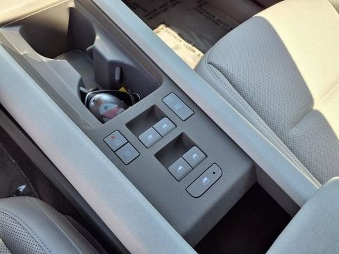 Certified 2025 Hyundai Ioniq 6 SEL RWD image 23