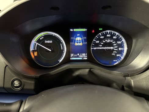 Used 2020 Subaru Crosstrek Hybrid image 17