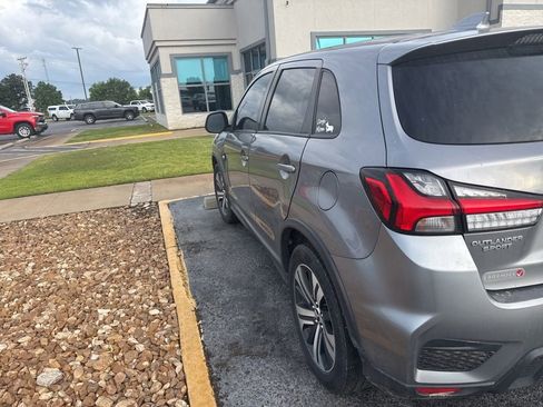 Used 2020 Mitsubishi Outlander Sport ES FWD image 5