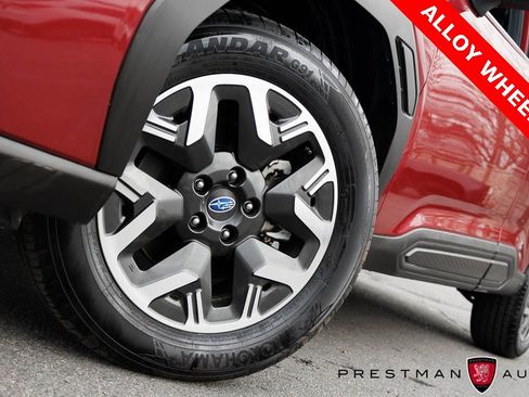 Used 2025 Subaru Forester Premium image 10