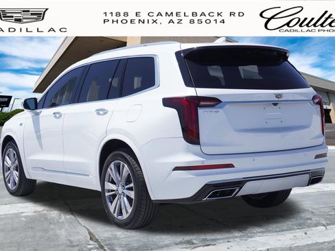 Certified 2024 Cadillac XT6 Premium Luxury FWD image 3