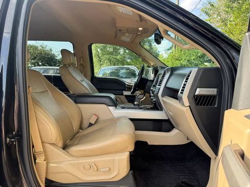 Used 2016 Ford F150 Lariat AWD/4WD image 27
