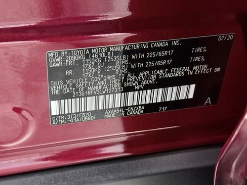 Used 2020 Toyota RAV4 LE w/ All Weather Liner Package image 38